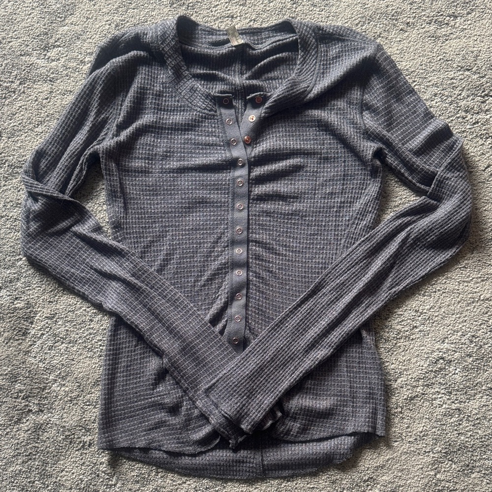 Free People Dark Gray Long Sleeve Tee